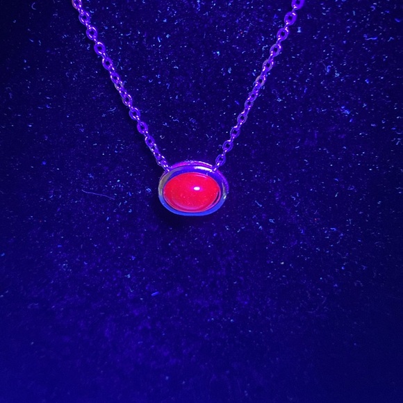 Sterling silver necklace with Ruby cab - Picture 5 of 5